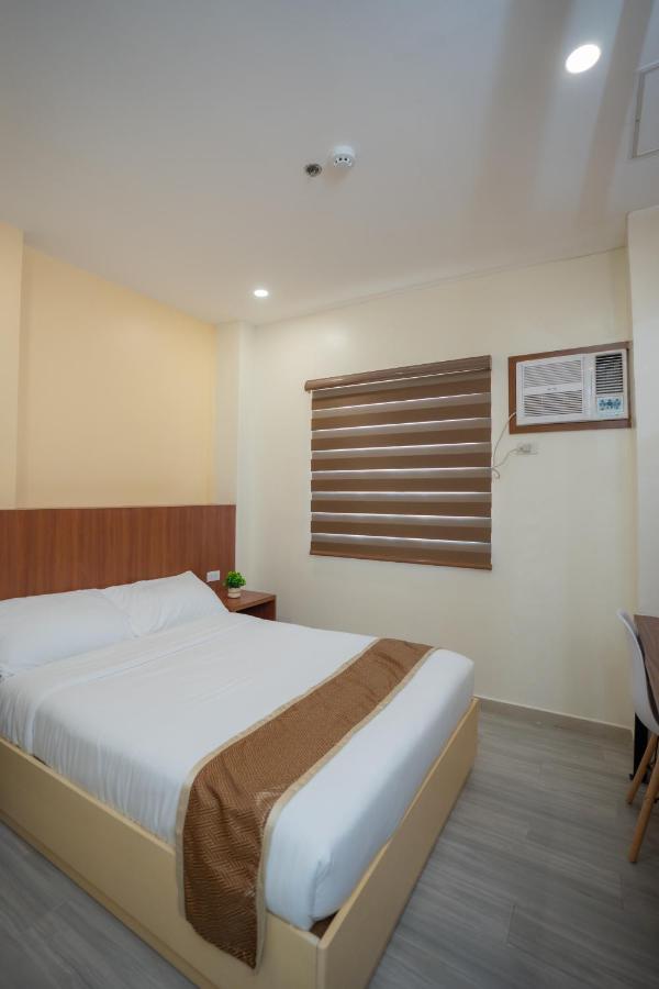 Sundaze Dormitel Hotel Naga  Exterior foto